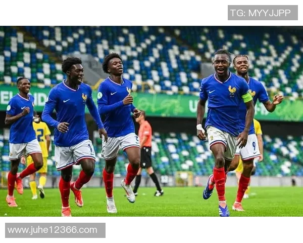 土伦杯国奥队迎战法国队全力争胜展现青春风采